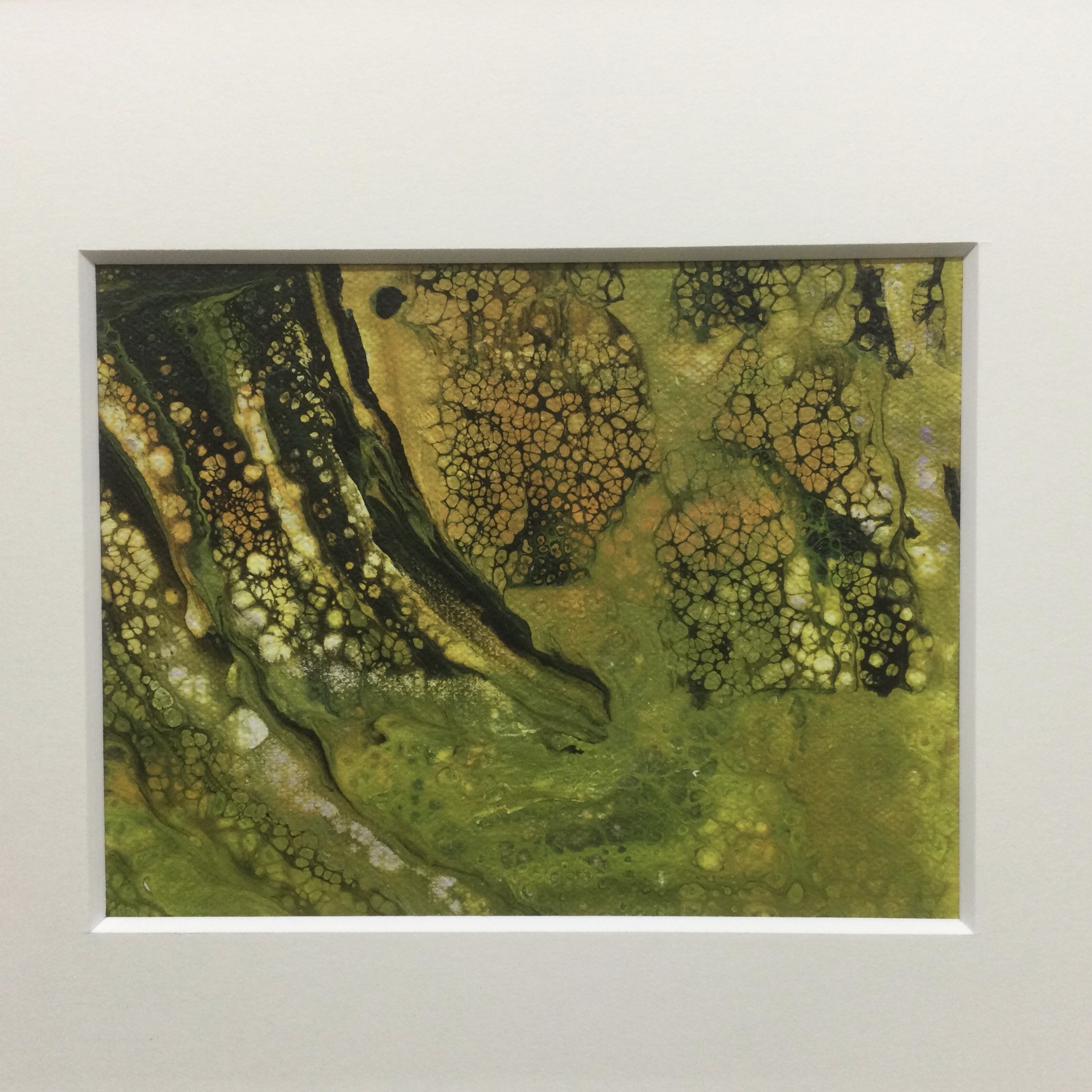 アクリル画　「光さす暗い森」