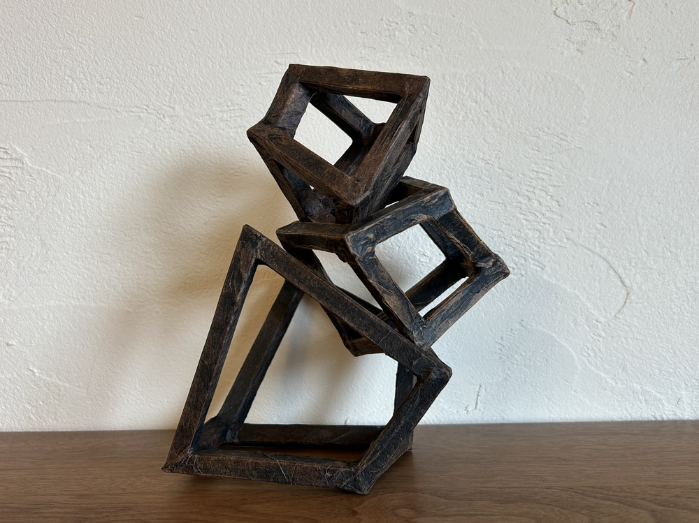 小さな多面なわたしたち E