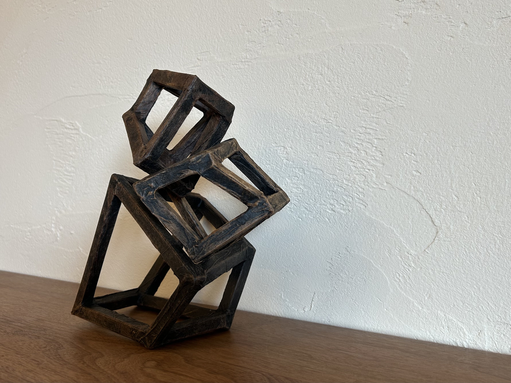 小さな多面なわたしたち E